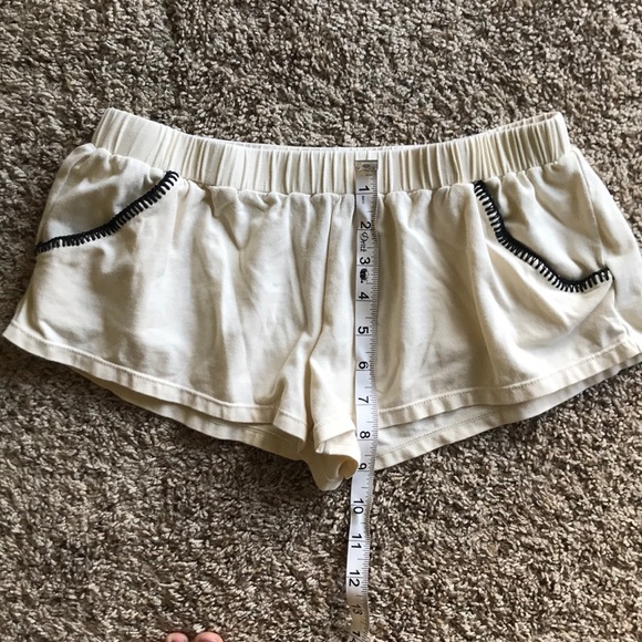 Ecote | Women’s Shorts L - Picture 6 of 6